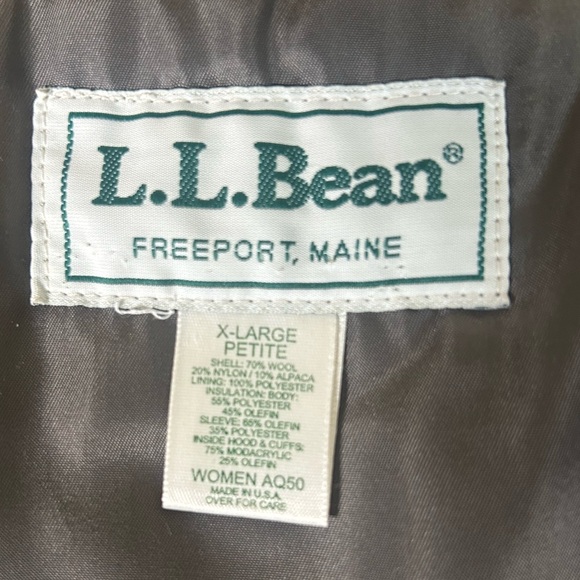 LL. Bean brown wool faux fur lined cuffs and hooded full length coat - Picture 4 of 13